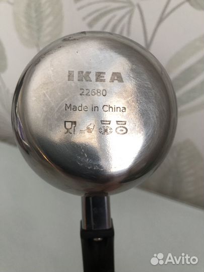 Кружки и тарелки разные