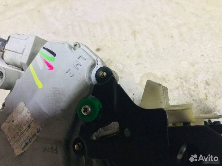 Замок двери задней левой Nissan Maxima A32