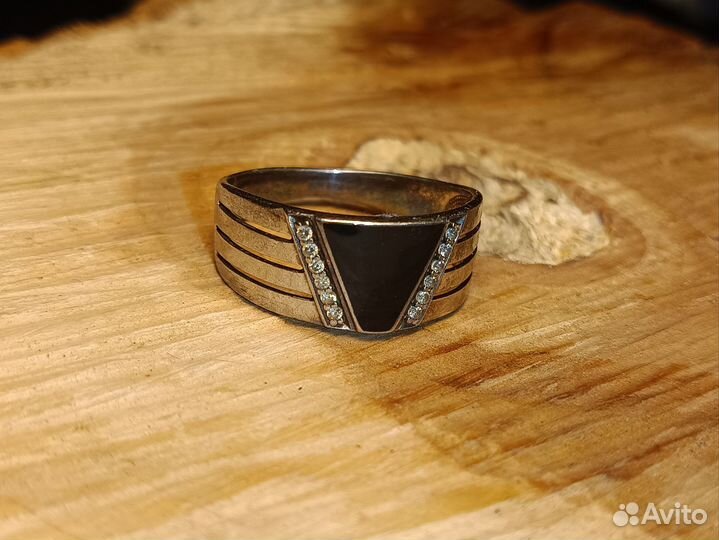 Мужской перстень серебро с камнями
