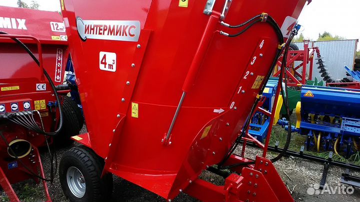 Кормораздатчик INTERMIX МК-10В, 2022