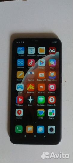 Xiaomi Mi 8 Lite, 4/64 ГБ