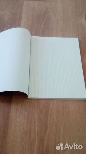 Тетрадь в клетку 12 листов,96листов