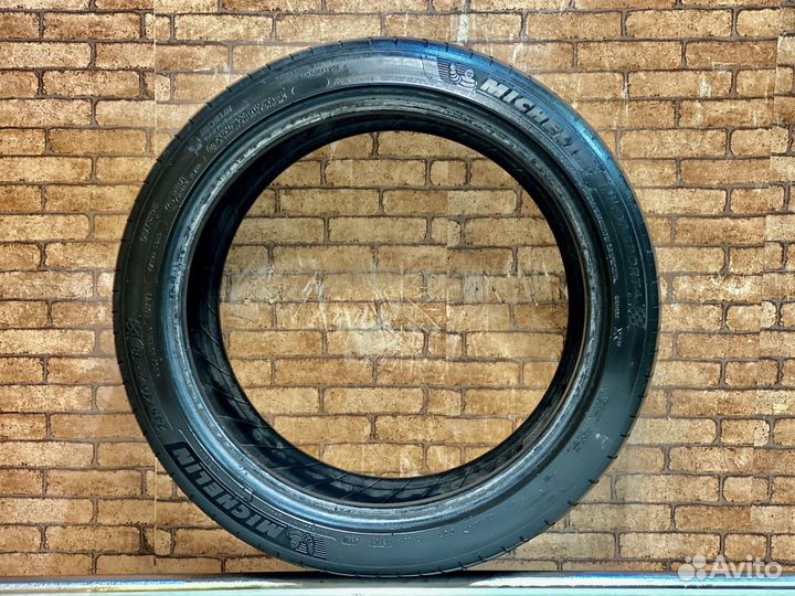 Michelin Pilot Sport 4 245/40 R18