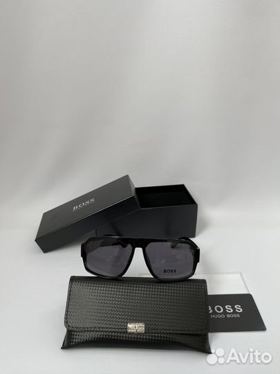 Солнцезащитные очки мужские Boss