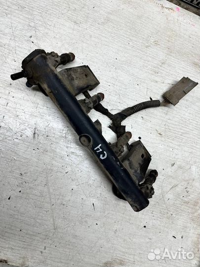 Топливная рампа Citroen c4 b6 1.6 2004-2012