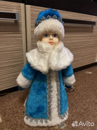 Снегурочка конфетница 35 см