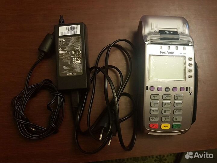 Платежный терминал, эквайринг. Verifone vx 520