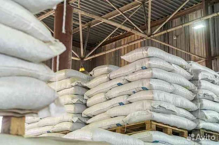 Комбикорм Корм для птиц, свиней только опт