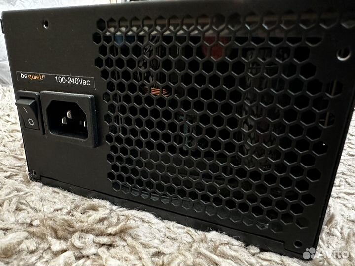 Блок питания be quiet 650w Gold