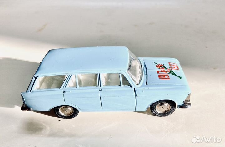 Модель 1:43 СССР Москвич -426