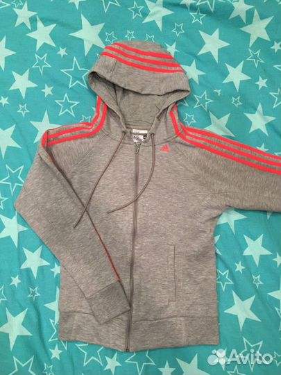 Толстовка Adidas состояние новой
