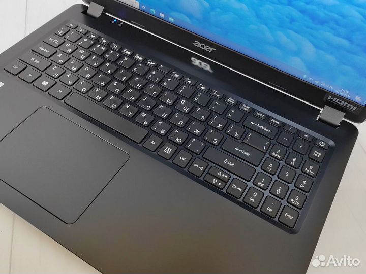 Ноутбук Acer SSD240 i3-10 для игр учебы работы