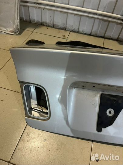 Крышка багажника Bmw E46 седан 2.0 2004