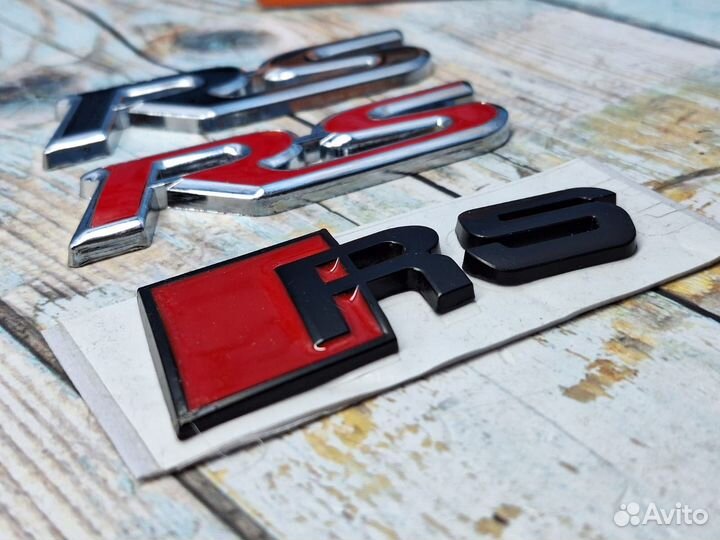 Эмблемы Audi RS