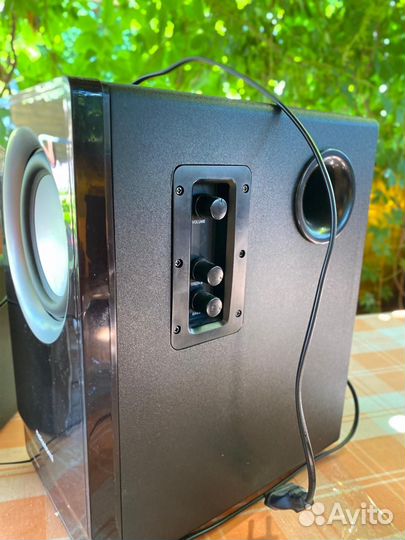 Акустические колонки nakatomi