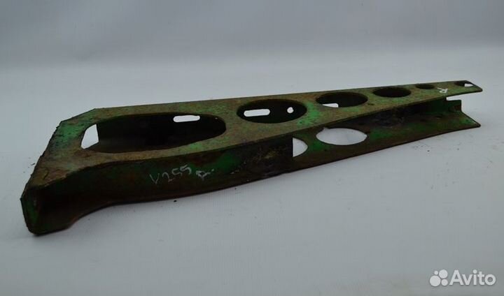 Кронштейн заднего фонаря, правый volvo FH (01.05)