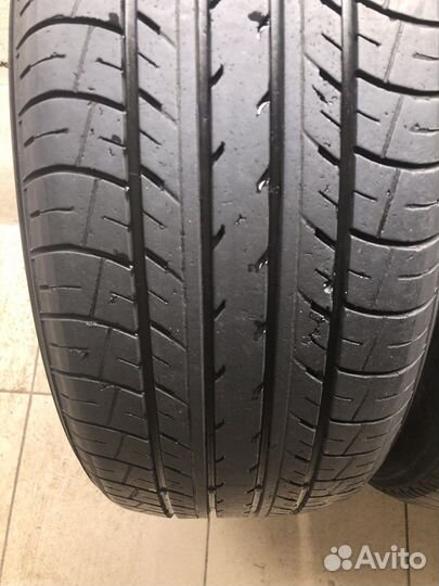 Yokohama BluEarth E70BZ 215/55 R17 94V