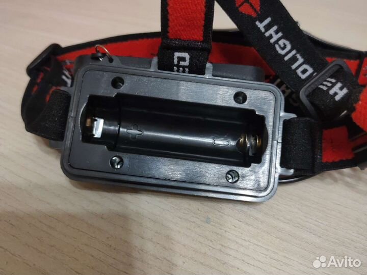 Налобный фонарь аккумуляторный 18650