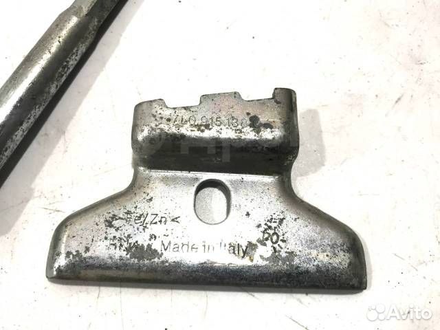 Фиксатор аккумулятора Volkswagen Touareg