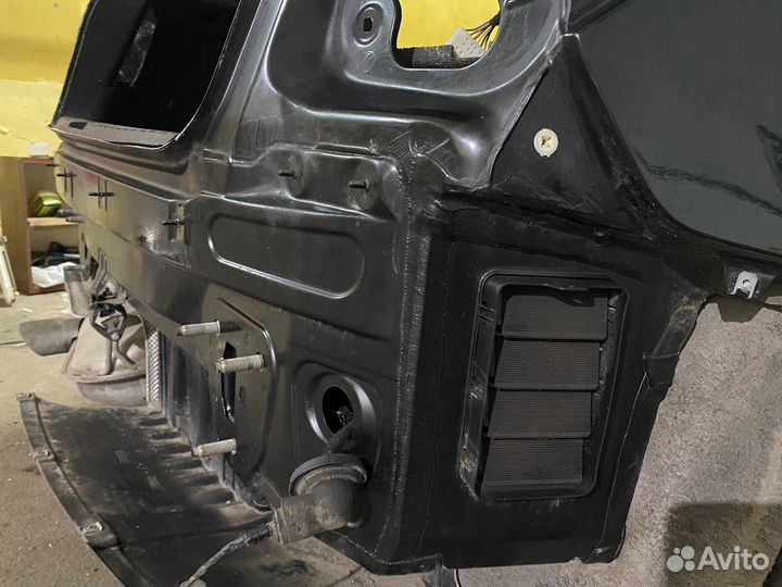 Задняя панель bmw e81 e87