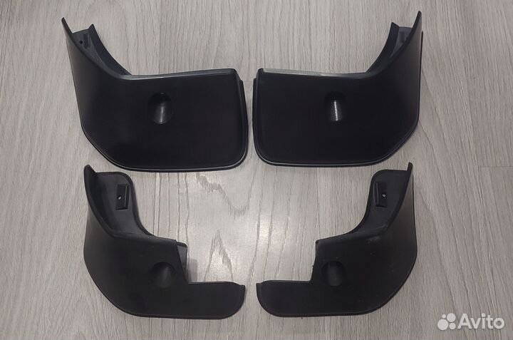 Пластик салона Toyota Fielder / Axio 140 кузов