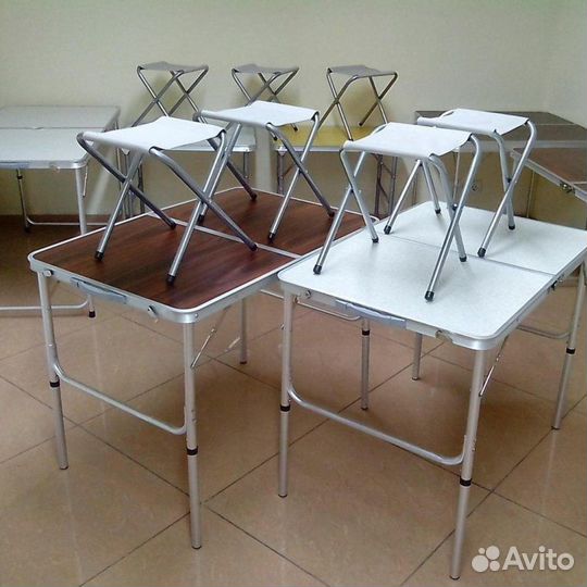 Стол складной + стулья