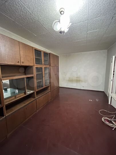 2-к. квартира, 50,4 м², 1/10 эт.