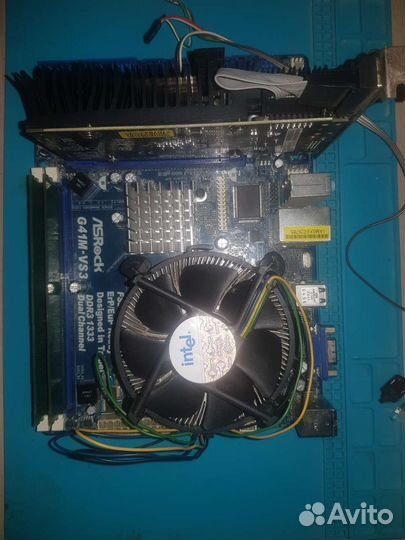 Материнская плата с процессором