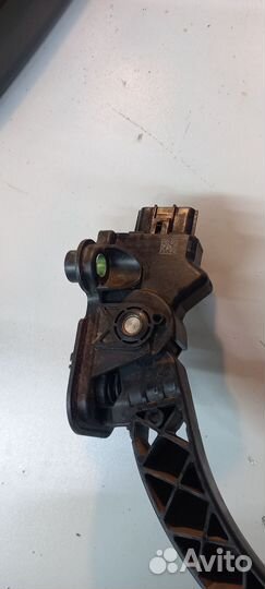 Педаль газа Lancer10