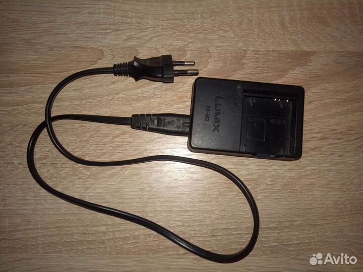 Фотоаппарат Panasonic Lumix DMC-FS16+Зарядка