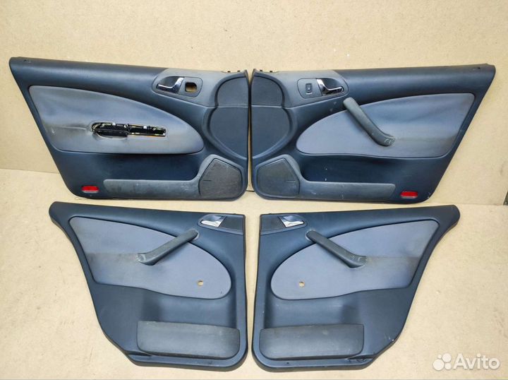 Обшивки дверей Шкода Октавия тур