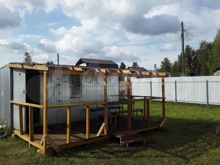 Дача 20 м² на участке 9,6 сот.