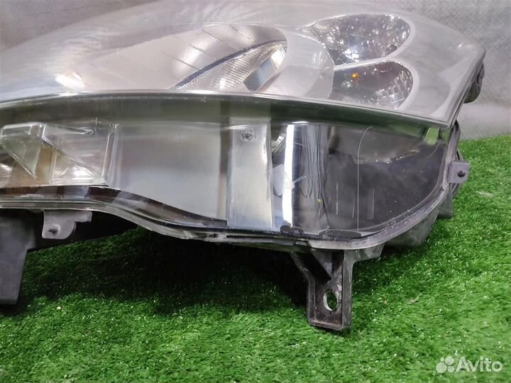 Фара левая Peugeot Partner B9 2014