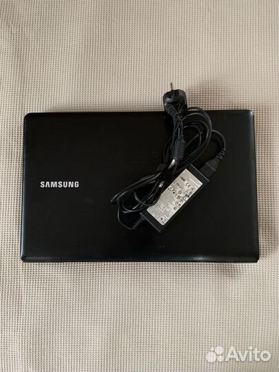 Ноутбук samsung