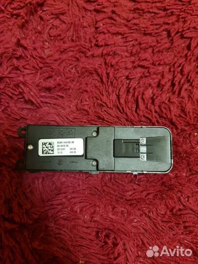 Блок кнопок стеклоподъемников LR Freelander 2