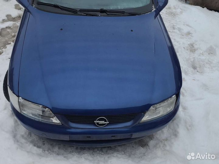 Запчасти (разборка) Hyundai Lantra 2 GLS 1995-2000