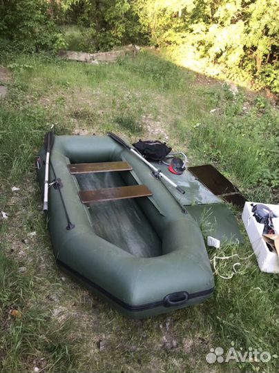 Надувная лодка с мотором 280см