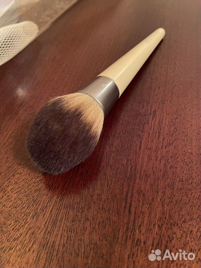 Кисти для макияжа
