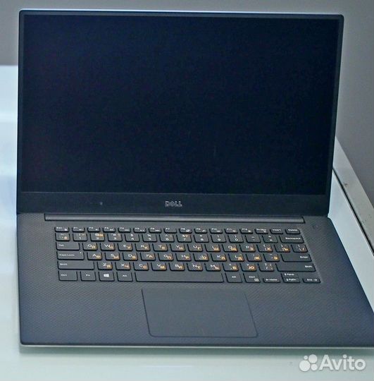Ноутбук Dell Precision 5520