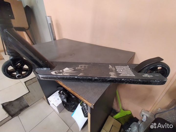 Трюковой самокат Ateox Maul черный