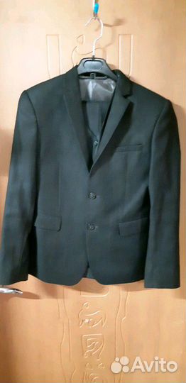 Школьный костюм