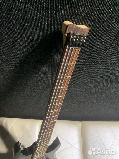 Бас-гитара безголовая 5 струн пассив