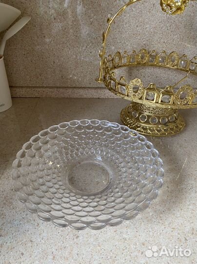 Фруктовница на ножке