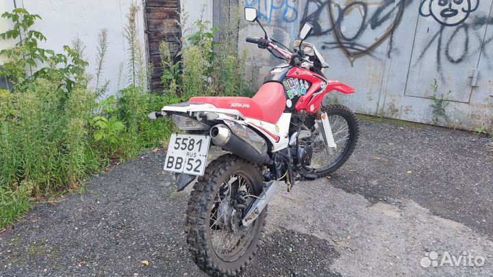 Motoland XR 250 enduro