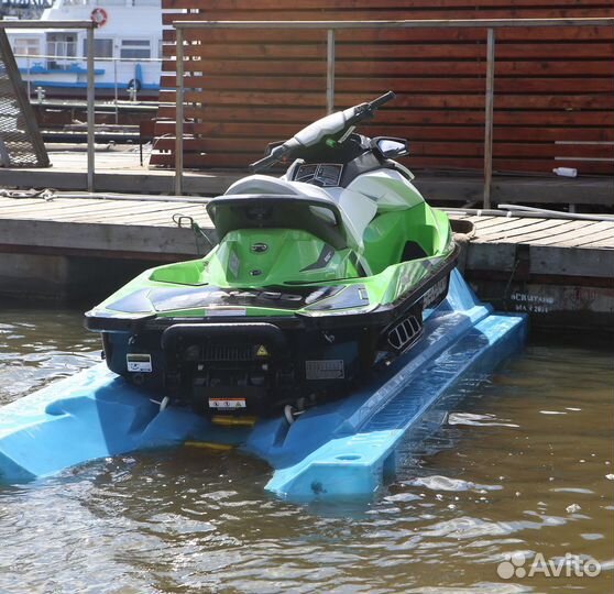 Понтон для гидроцикла (причал)