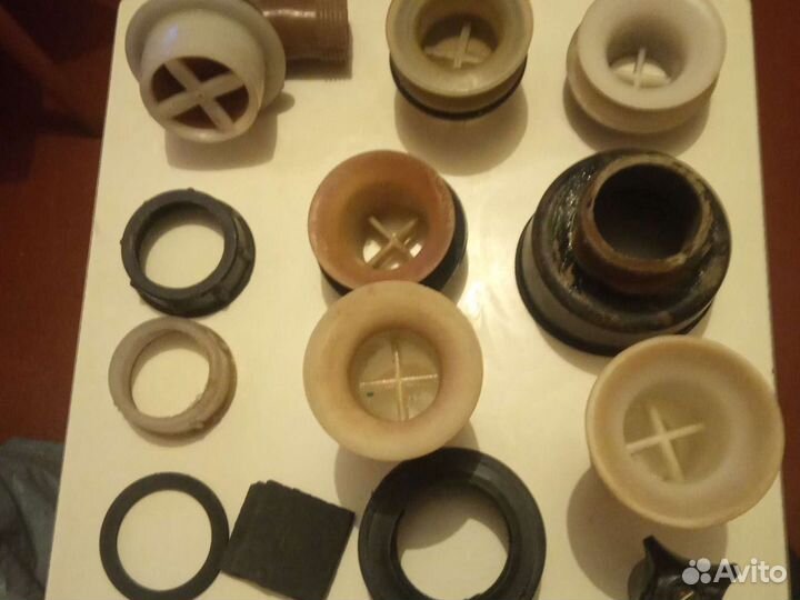 Новые полипропиленовые фитинги.Смеситель б/у