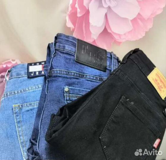 Товарный остаток женской одежды