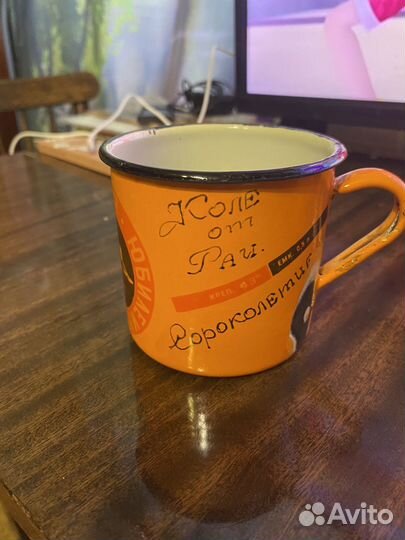 Эмалированная кружка