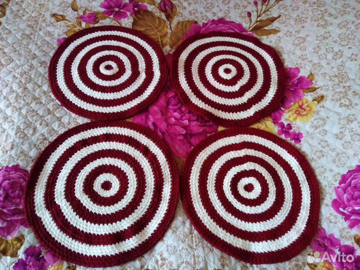 Вязаные коврики