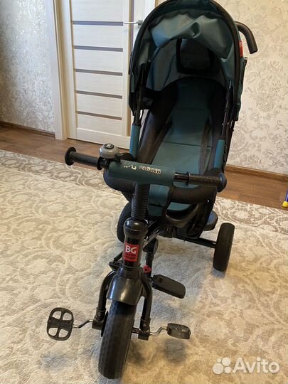 Детский велосипед с ручкой